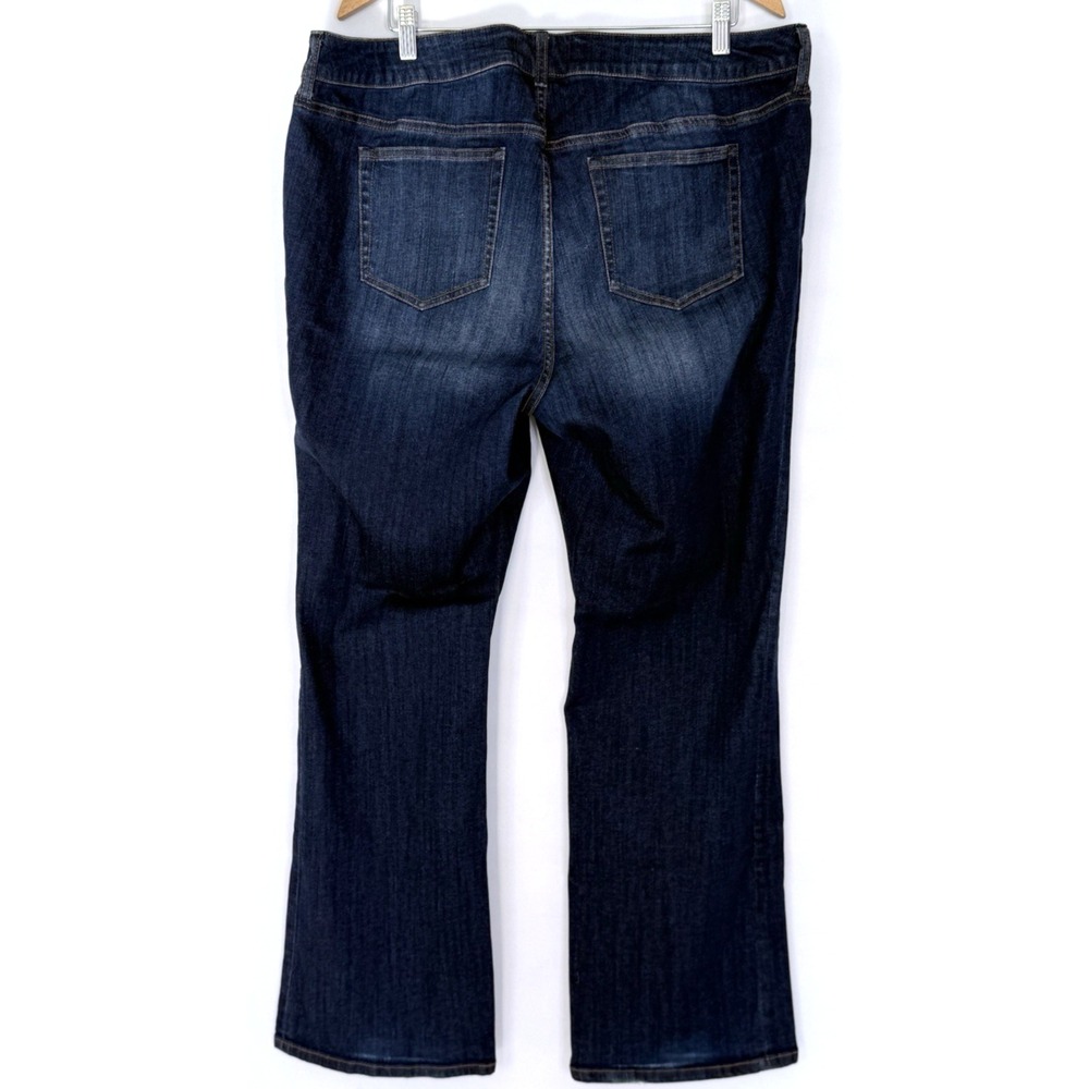 Torrid Womens Size 20R Relaxed Bootcut Jeans Stretch Blue High Rise Y2K Classic